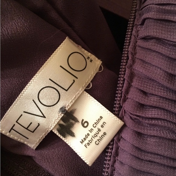 💜🤍 Tevolio Deep Purple Dress 🤍💜 - Picture 6 of 10